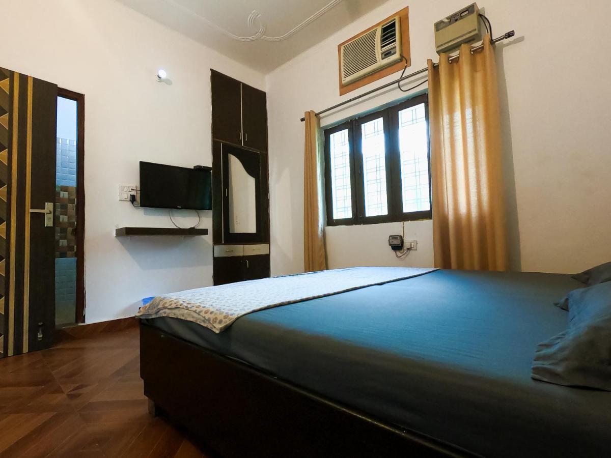Ananta Residency Hotel Risikés Kültér fotó